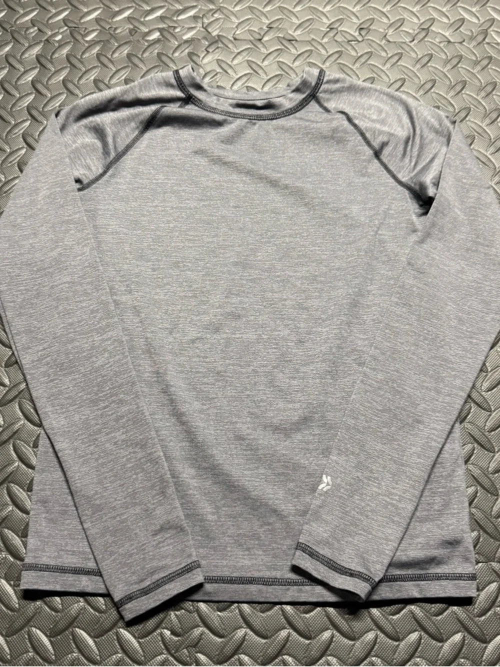 All In Motion Gray Long Sleeve Athletic Top L 12/14 Active Stretch